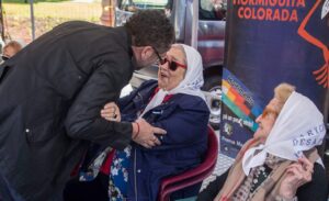 Marchas de los Jueves - Madres de Plaza de Mayo
